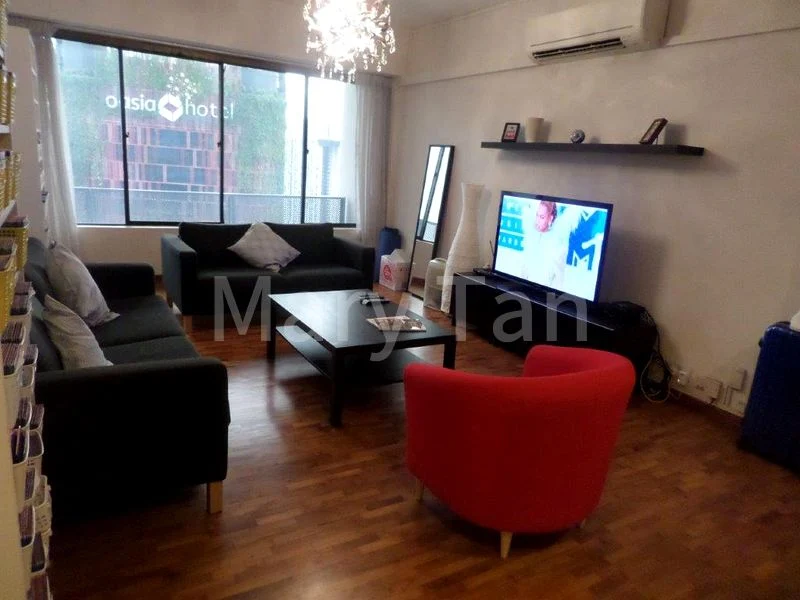 INTERNATIONAL PLAZA 2