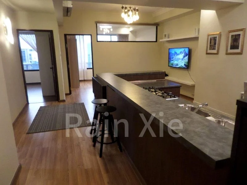 INTERNATIONAL PLAZA 12