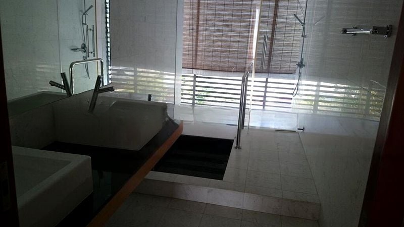 BUKIT VILLAS 1