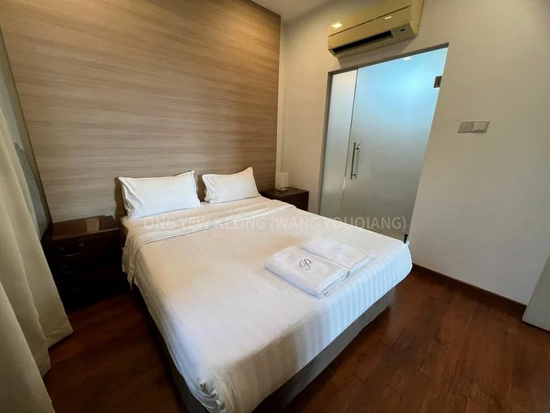 PLATINUM RESIDENCE 5