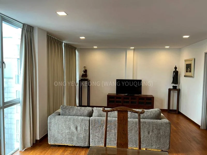 PLATINUM RESIDENCE 9