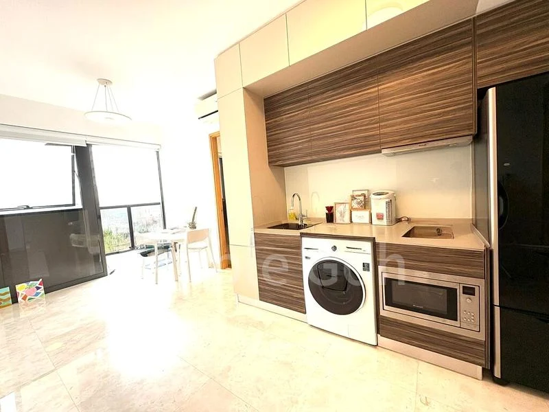 COMMONWEALTH TOWERS 3