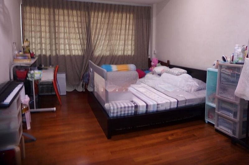 LOWLAND TERRACE 9