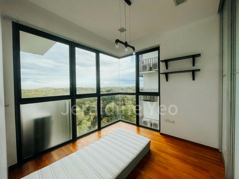 FORESQUE RESIDENCES 7