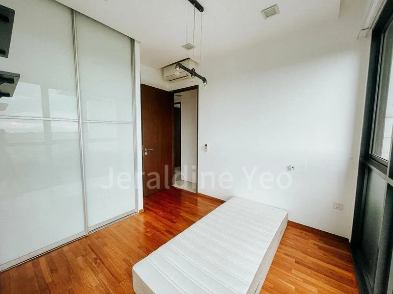 FORESQUE RESIDENCES 8