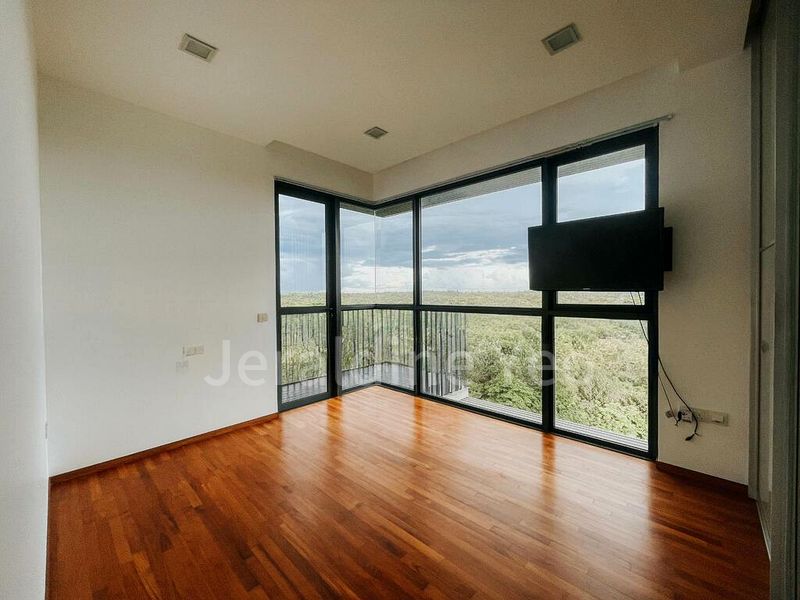 FORESQUE RESIDENCES 11