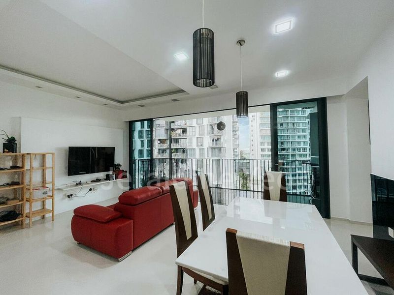 FORESQUE RESIDENCES 15