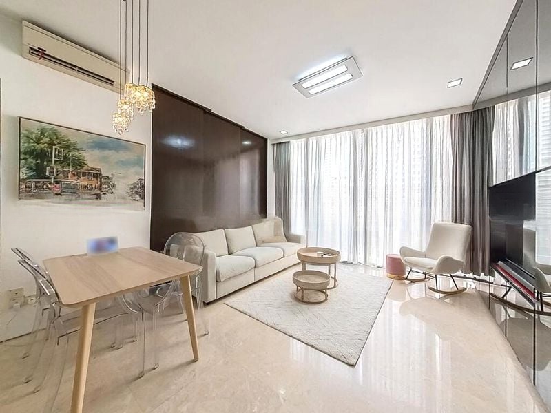 RESIDENCES AT 338A 5