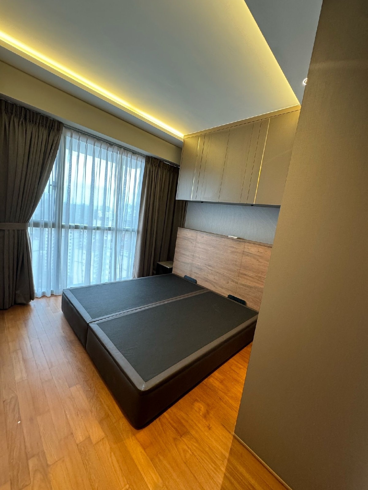 STIRLING RESIDENCES 19