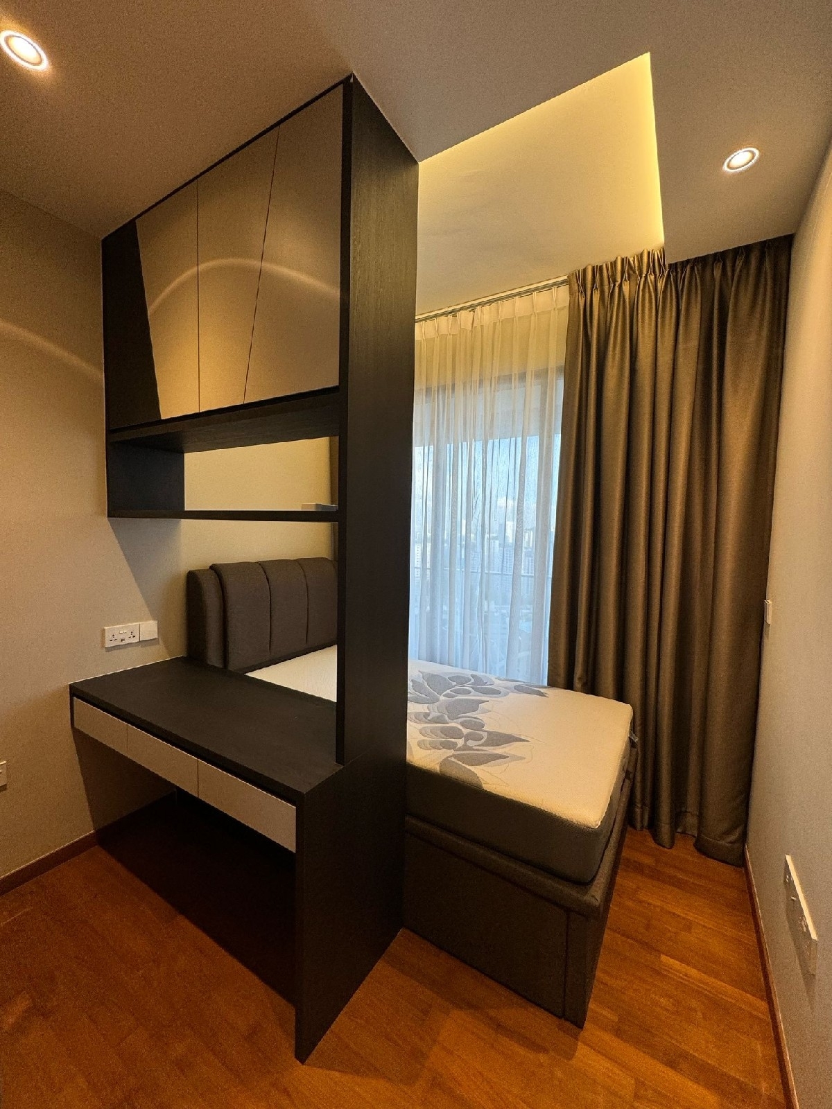 STIRLING RESIDENCES 20