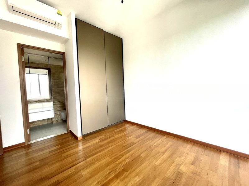 FOURTH AVENUE RESIDENCES 4