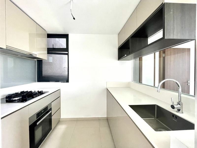 FOURTH AVENUE RESIDENCES 5