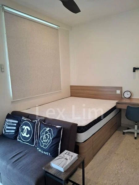 SUITES @ PAYA LEBAR 4