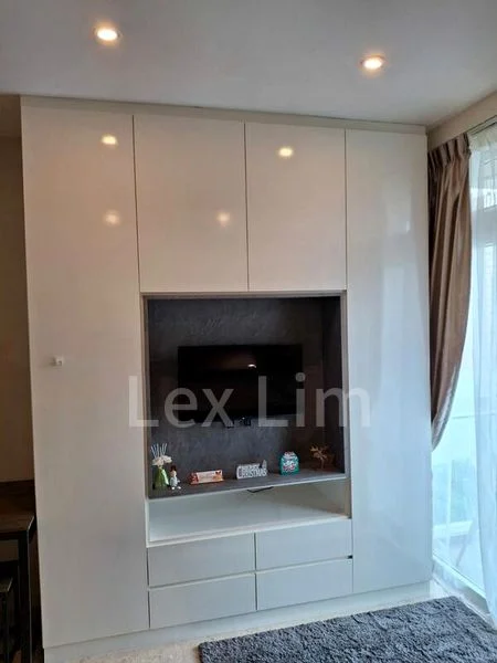 SUITES @ PAYA LEBAR 7