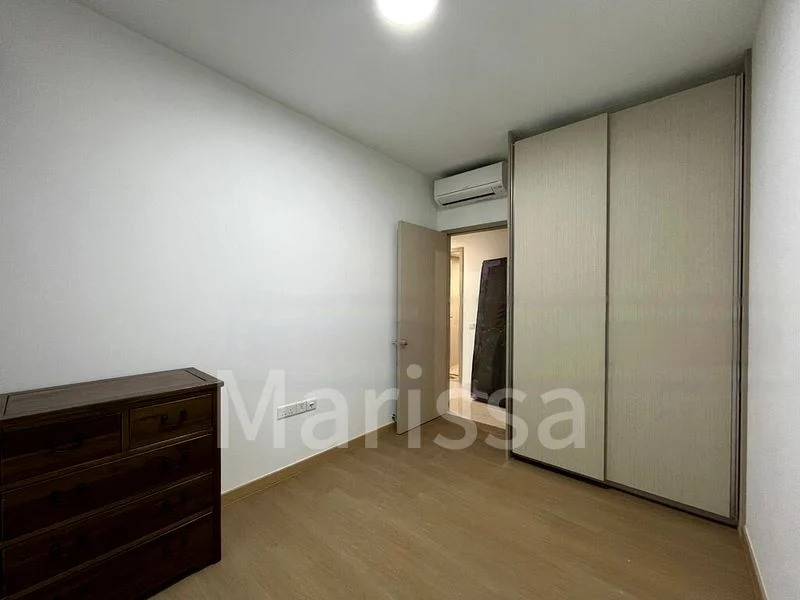 TREASURE AT TAMPINES 8