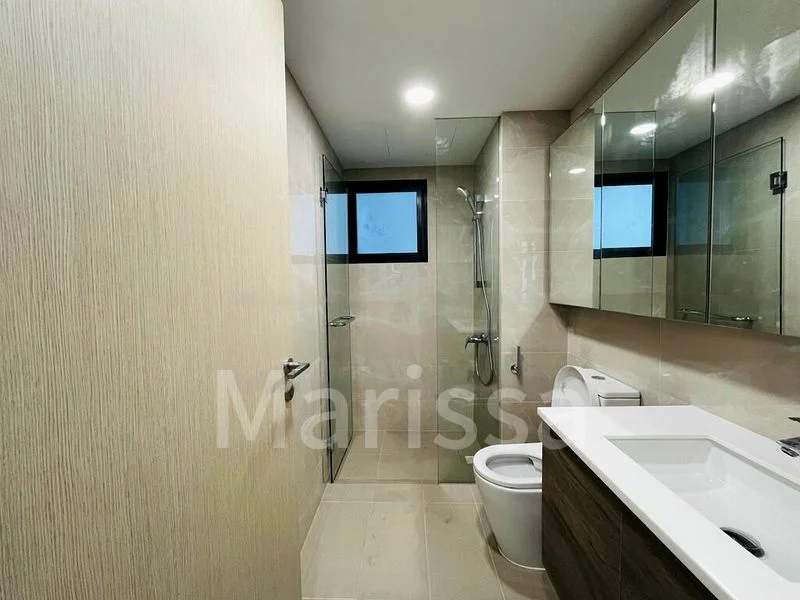 TREASURE AT TAMPINES 11