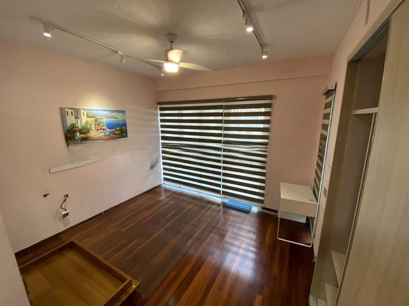 COUNTRY PARK CONDOMINIUM 13