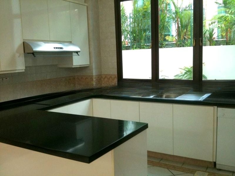 ORANGE REGENCY 8