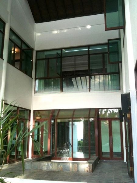 ORANGE REGENCY 5