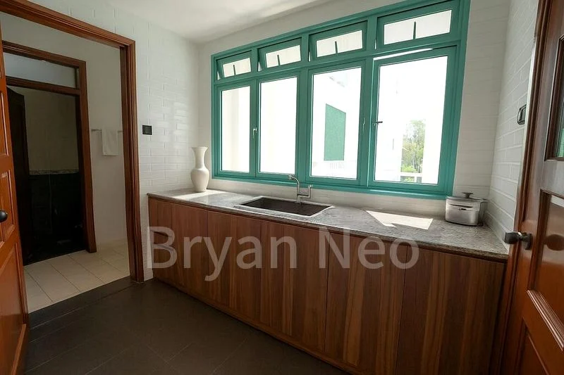 BALLOTA PARK CONDOMINIUM 4