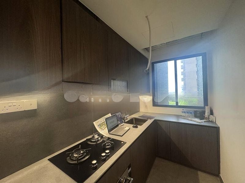 TOWNHOUSE APARTMENTS 14