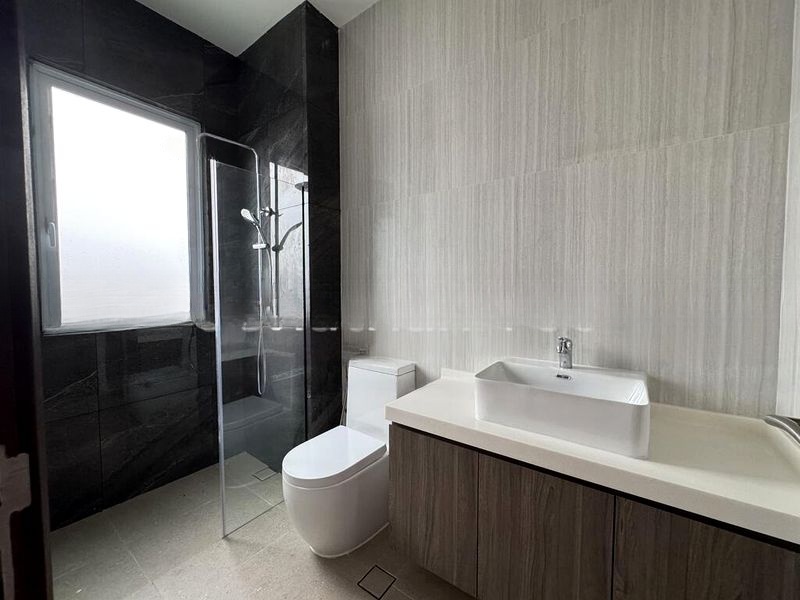 TOH ESTATE 6