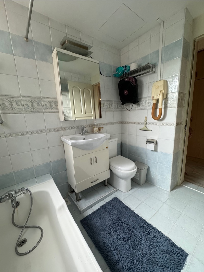 CAVENAGH COURT 6
