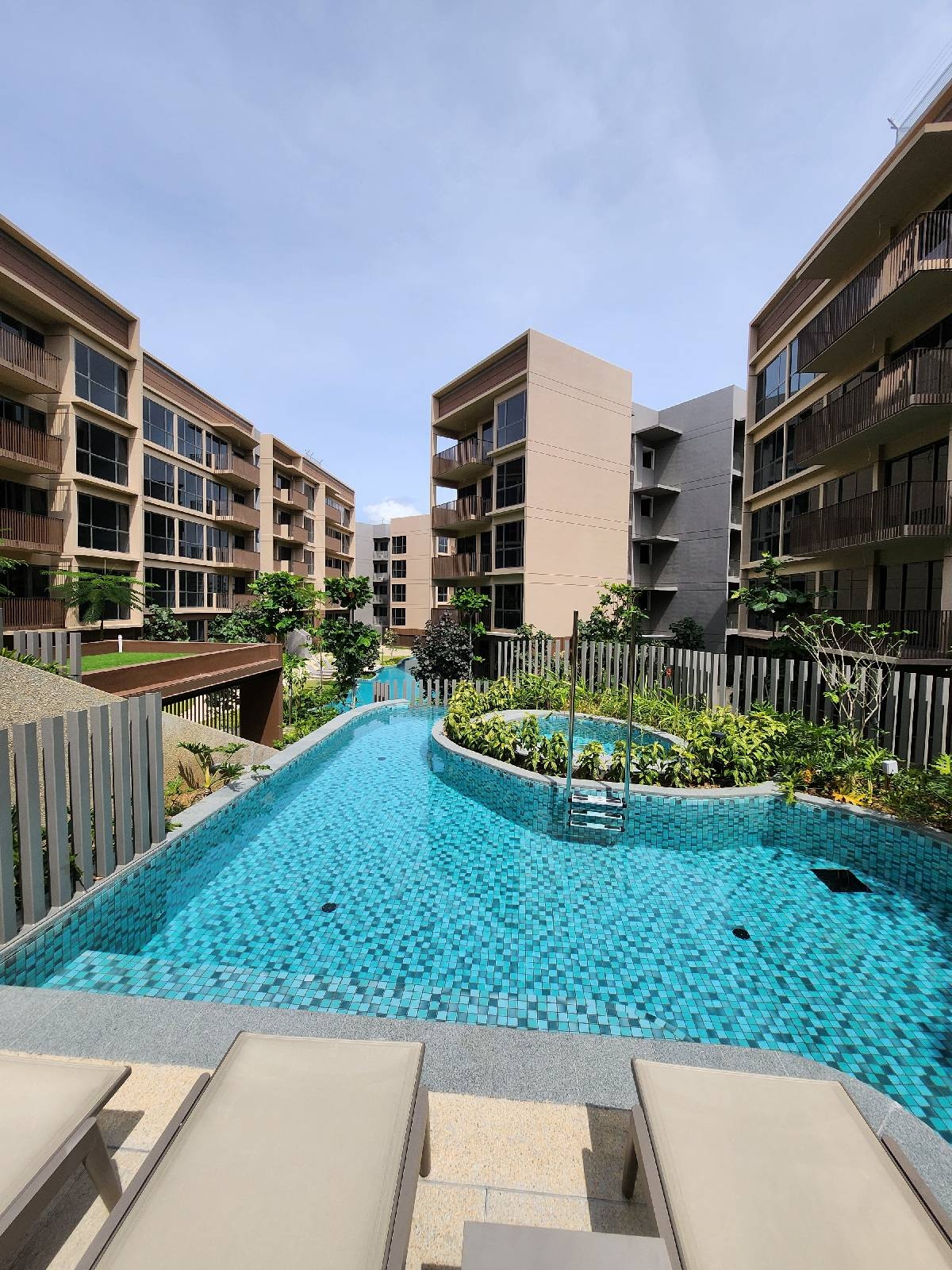 THE WATERGARDENS AT CANBERRA 34