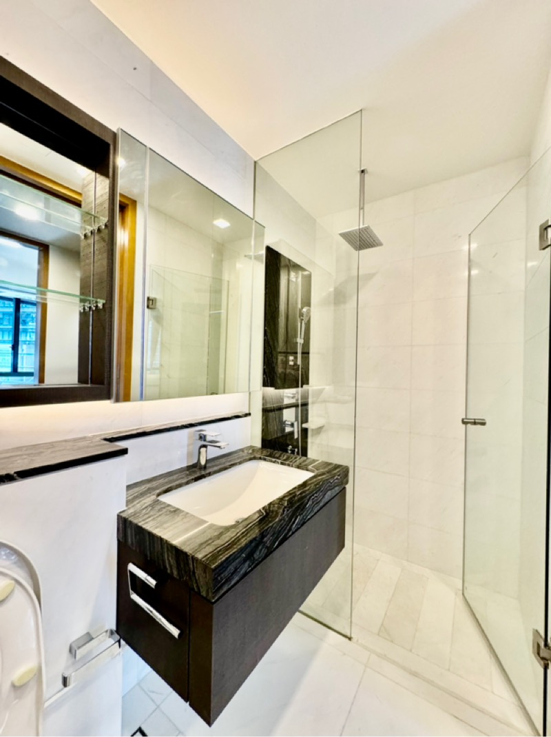 MARINA ONE RESIDENCES 23