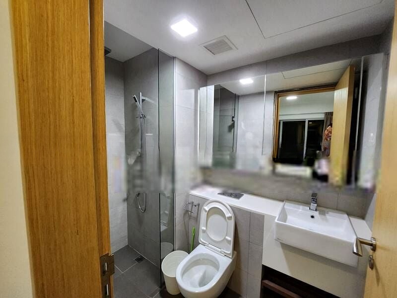 EIGHT RIVERSUITES 9