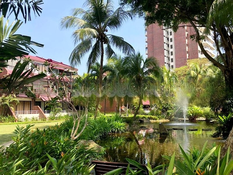 EASTERN LAGOON 6