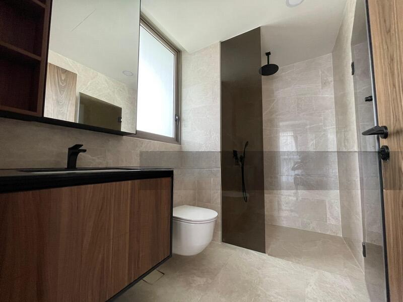 COASTLINE RESIDENCES 3