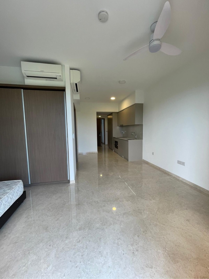 SEASIDE RESIDENCES 23