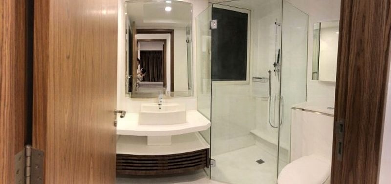 SUITES AT ORCHARD 2