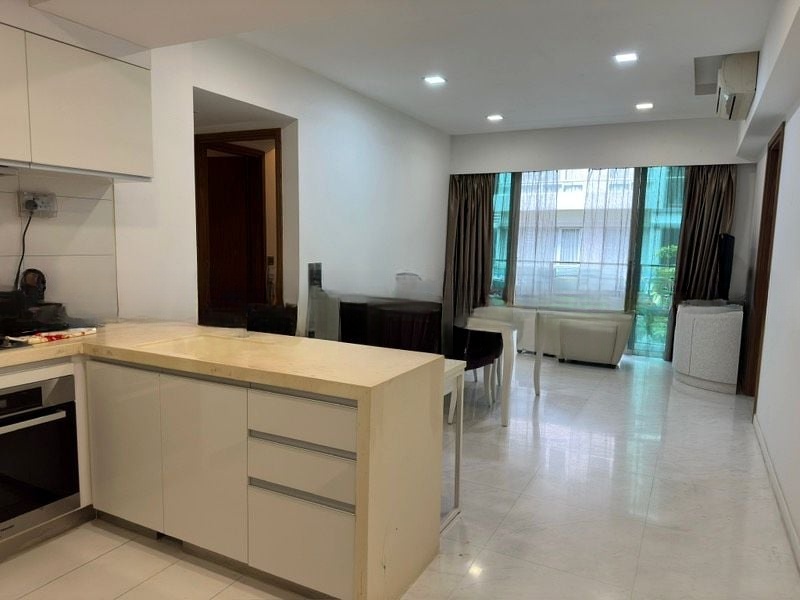 SUITES AT ORCHARD 5
