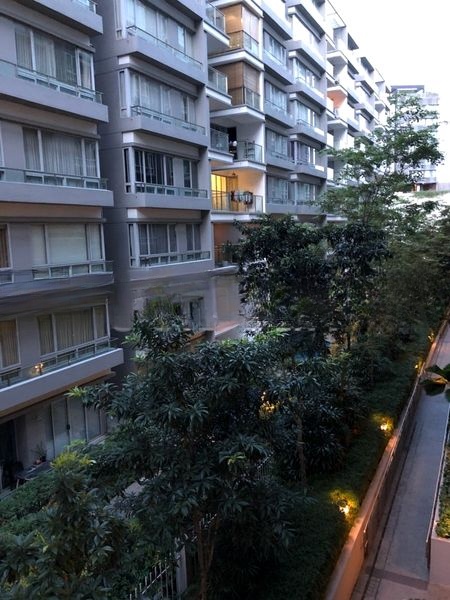 SUITES AT ORCHARD 10