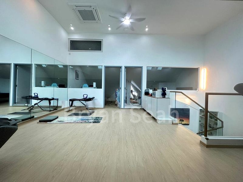 SELETAR SPRINGS CONDOMINIUM 8