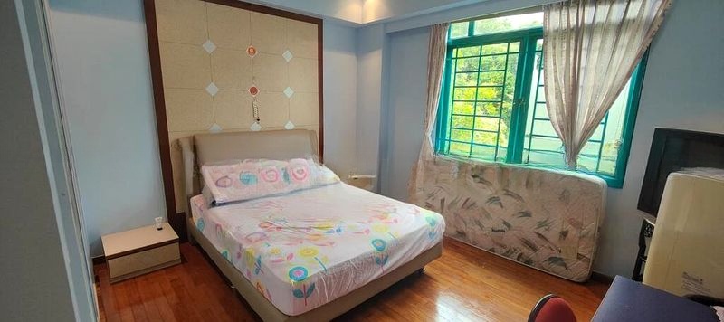 CELADON VIEW 12