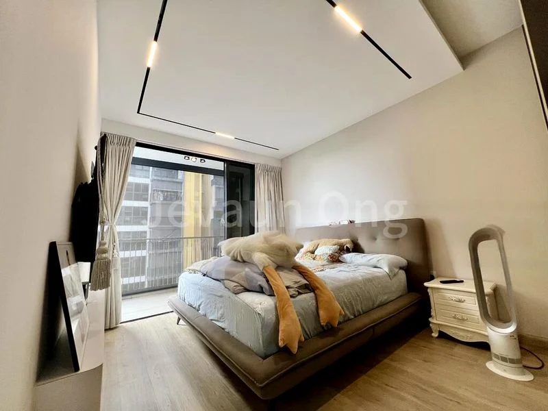 WESTWOOD RESIDENCES 5