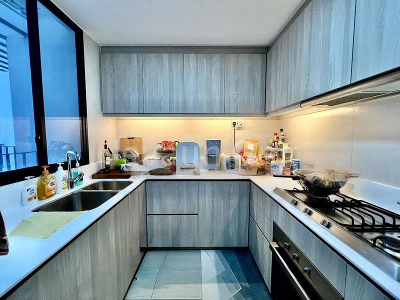 WESTWOOD RESIDENCES 7