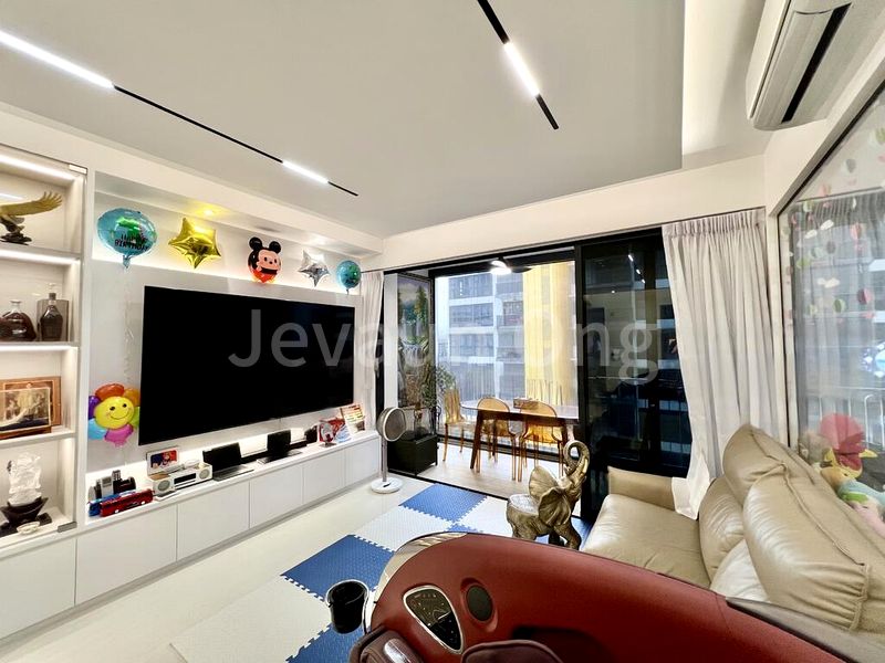 WESTWOOD RESIDENCES 9