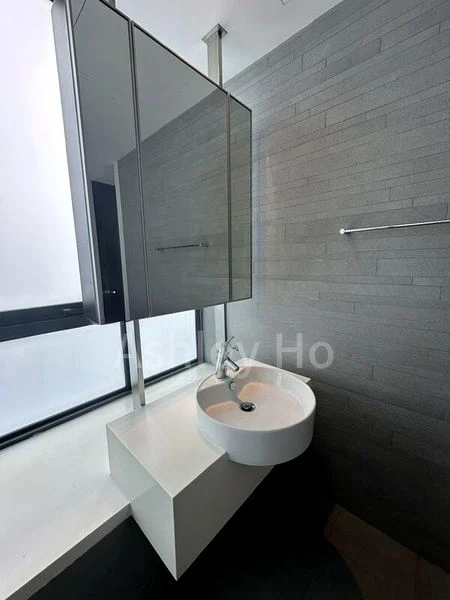 THE SUITES AT CENTRAL 7