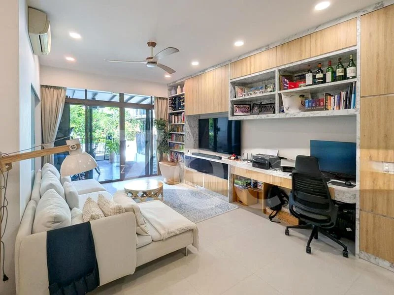 VARSITY PARK CONDOMINIUM 2