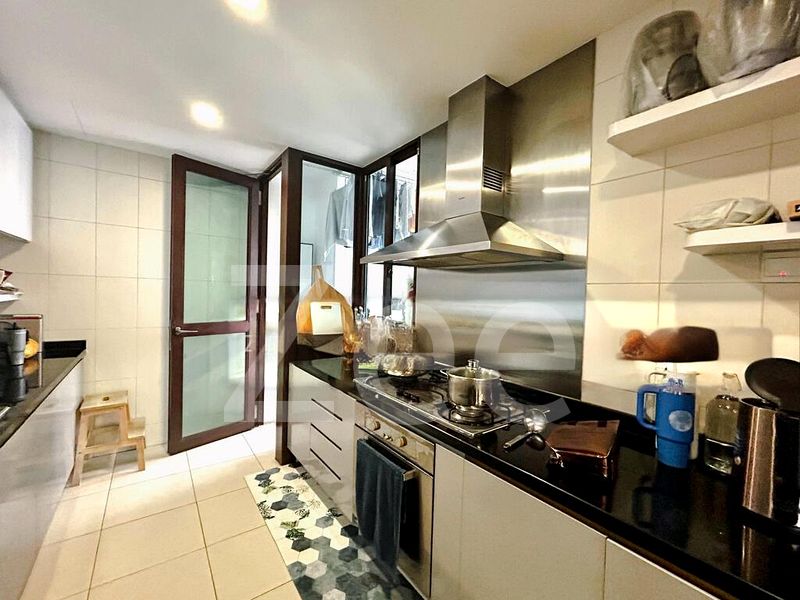 VARSITY PARK CONDOMINIUM 11