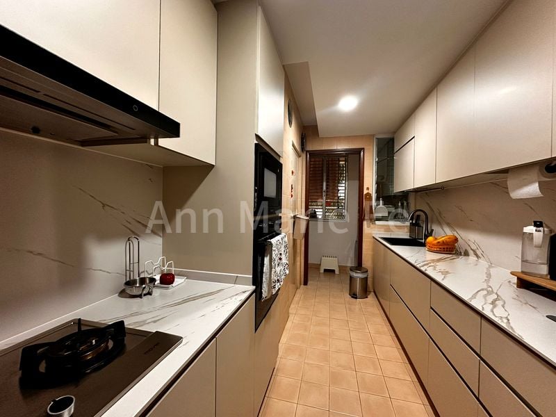 FOREST HILLS CONDOMINIUM 8