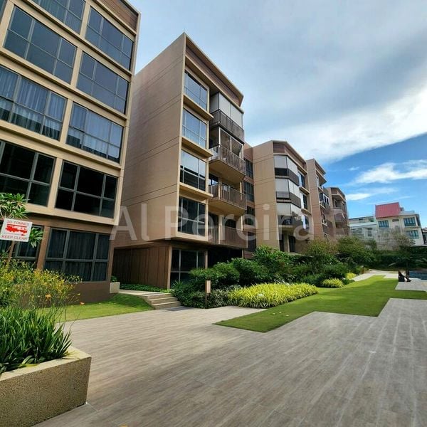 THE WATERGARDENS AT CANBERRA 9