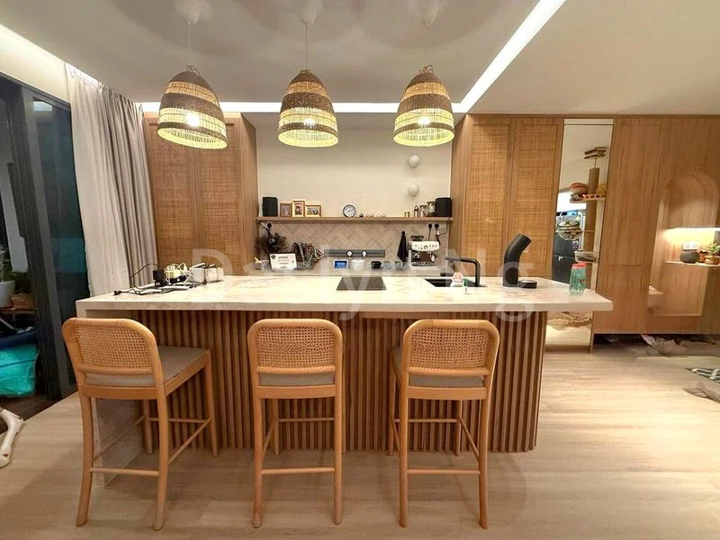 TREASURE AT TAMPINES 4