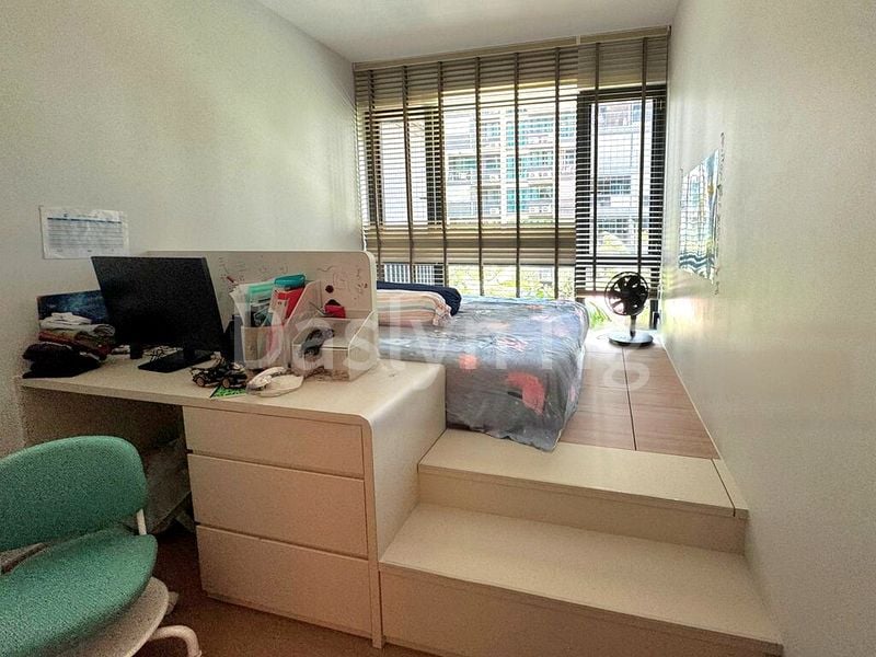 TREASURE AT TAMPINES 11