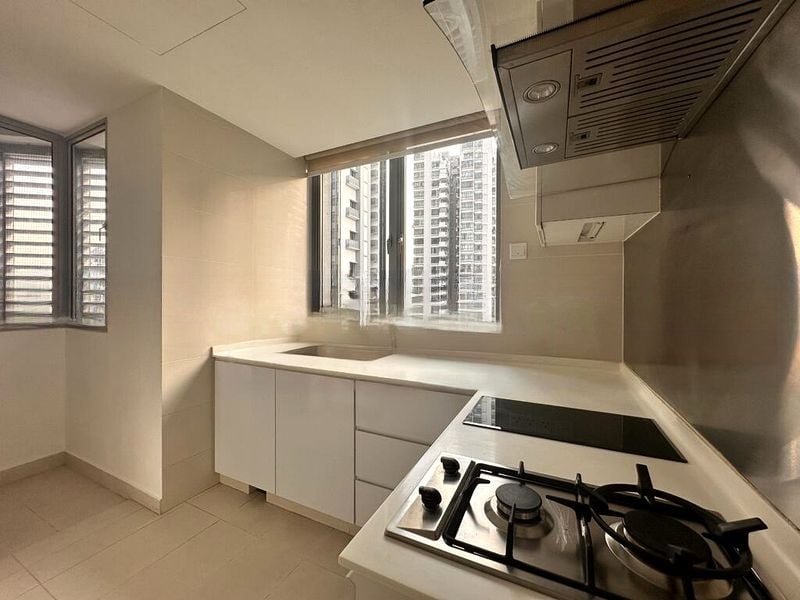 PARK INFINIA AT WEE NAM 11