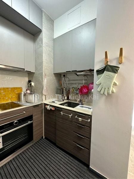 STIRLING RESIDENCES 3